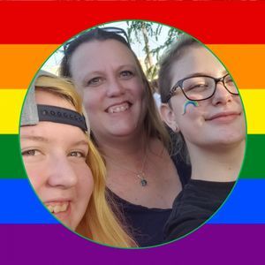 Meet your Posher, Holley